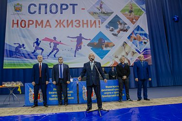 Оренбургские борцы снова в лидерах